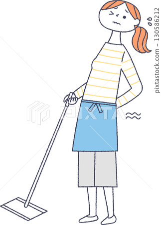 一名婦女在清潔時傷了背 130586212