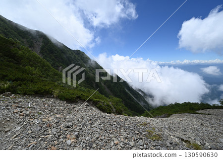 Climbing Mount Senjogatake, Yamanashi Prefecture 130590630