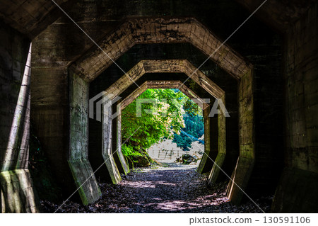Octagonal Tunnel [Misato Town, Shimomashiki District, Kumamoto Prefecture] 130591106