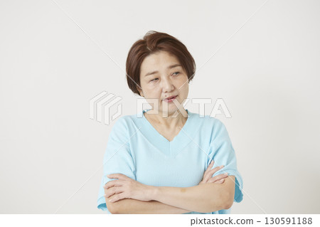Senior women who are worried/thinking 130591188