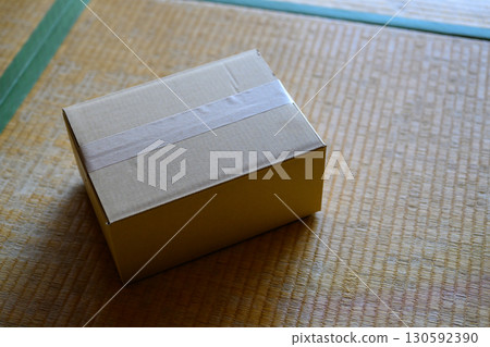 Box in a Japanese-style room Box in a Japanese-style room 130592390
