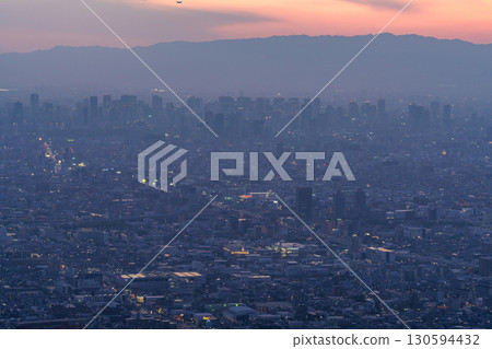 Osaka Prefecture: Panoramic night view of Osaka and the view of Our Square 130594432