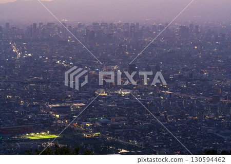 大阪府：大阪夜景與我們的廣場景觀 130594462