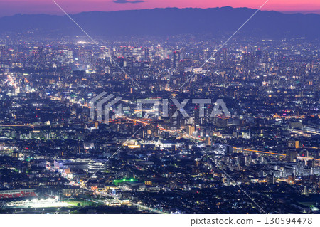 大阪府：大阪夜景與我們的廣場景觀 130594478