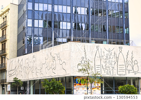 巴塞隆納畢卡索博物館的壁畫 130594553