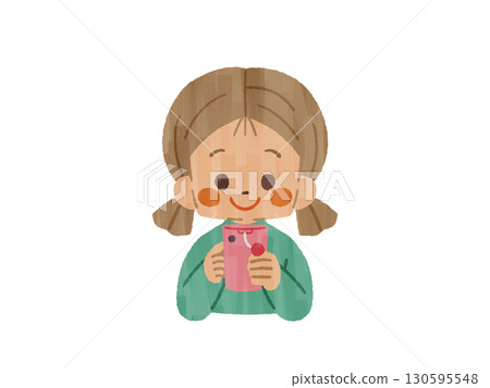 Girl using a smartphone - Gash 130595548