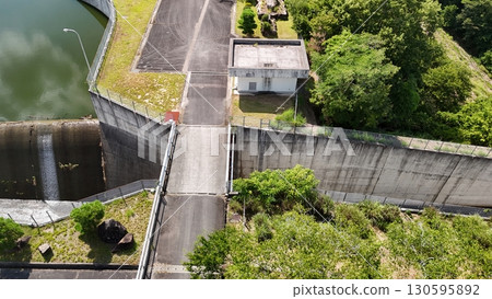 Sera-cho, Sera-gun, Hiroshima Prefecture [Medani Dam]_Drone aerial photography_HSGMETAD_No17 130595892