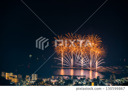 [靜岡縣]熱海的百萬夜景和海上煙火 130599867