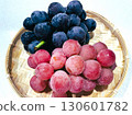 Assortment of two large grape varieties (Pione and Quin Nina) 3 130601782