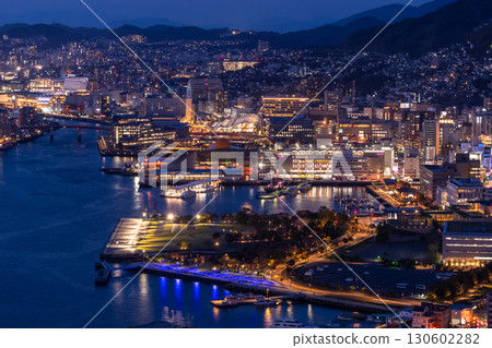長崎縣：日本三大夜景之一－長崎市鍋冠山的夜景 130602282