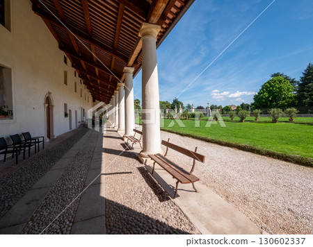 Villa Ghislanzoni Curti in Vicenza Elegant Venetian Villa in Italy Villa Ghislanzoni Curti in Vicenza Elegant Venetian Villa in Italy 130602337