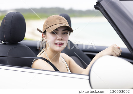 開車的可愛女人 130603002