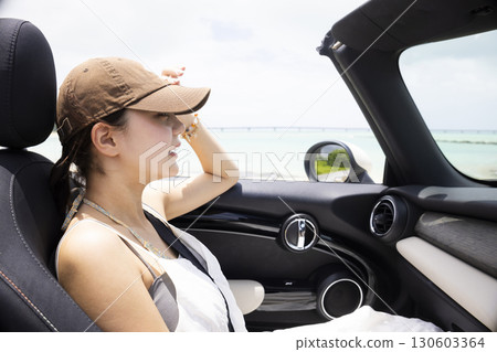 乘客座上的可愛女人 130603364