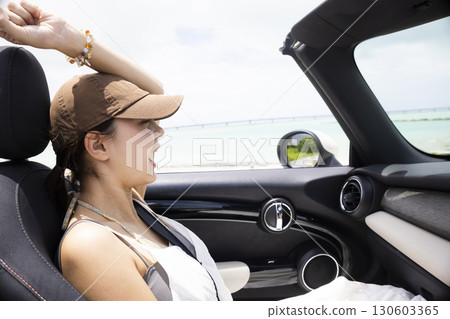 乘客座上的可愛女人 130603365