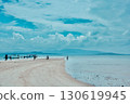 Summer scenery of Ishigaki Island, where sandbars and emerald seas appear at low tide 130619945
