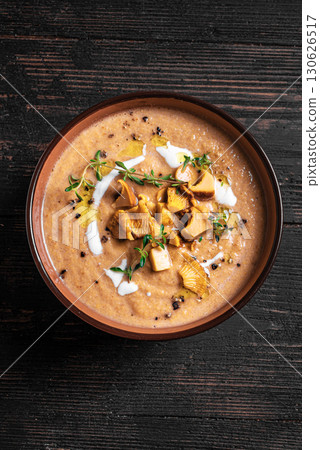 Chanterelle mushroom cream soup 130626517