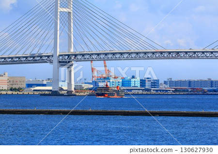 A black ship appears in Yokohama in the Reiwa era... We visited Yokohama Port on a special cruise [Tokyo Bay Ferry "Shirahama Maru"] 130627930