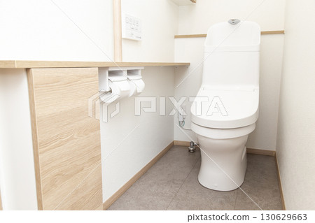 新建的廁所 130629663