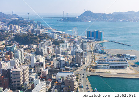 山口縣下關市海峽夢塔的景色 山口縣下關市海峽夢塔的景色 130629681