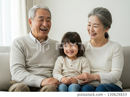 Happy moments spent with smiling grandparents and grandchildren (family, togetherness, smiles) 130629833