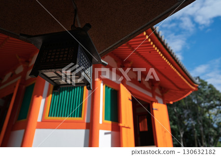 拍攝京都府八幡市朱紅色的八角堂 130632182