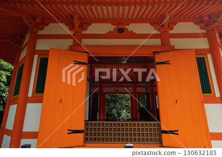 拍攝京都府八幡市朱紅色的八角堂 拍攝京都府八幡市朱紅色的八角堂 130632185