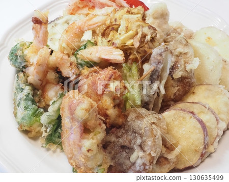 蝦子和蔬菜天婦羅，我妻子的自製菜，在家吃飯，幸福的家庭標題更改 130635499