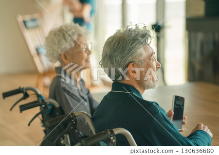 Residents of elderly care facilities Residents of elderly care facilities 130636680