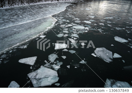 The water surface covered with drift ice 130637849
