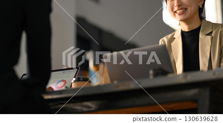 woman working 130639628