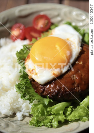 Loco moco 放在 Yachimun 鍋中 130640547