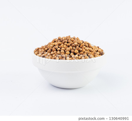 Coriander Seeds Isolated, Cilantro Grains, Chinese Parsley Seed Group, Dry Spices, Seasonings 130640991