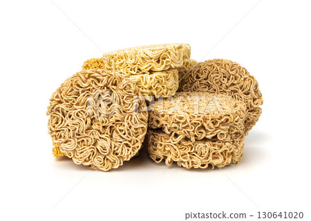 Raw Noodles, Dry Round Ramen Noodle, Uncooked Korea Vermicelli, Chinese Wheat Pasta 130641020