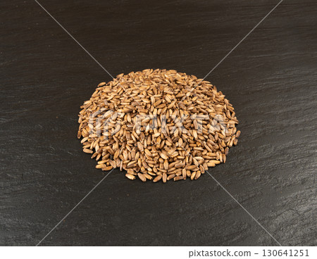 Milk thistle seeds, silybum marianum grains, dry blessed milkthistle fruits, variegated thistle kernels 130641251