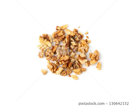 Chopped wallnut , broken roasted walnuts powder, heap of nuts crumbs, whole kernel pieces Chopped wallnut , broken roasted walnuts powder, heap of nuts crumbs, whole kernel pieces 130642152