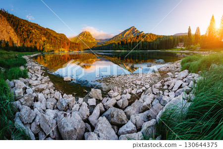 Great view of the azure pond Obersee glowing by sunlight. Locati Great view of the azure pond Obersee glowing by sunlight. Locati 130644375