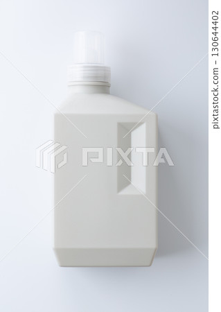 Laundry detergent bottle 130644402