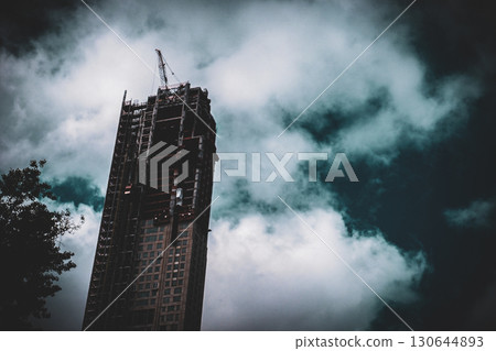 正在建設中的摩天大樓 正在建設中的摩天大樓 130644893