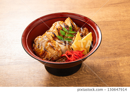 Teriyaki Chicken Rice Bowl: Fragrant chicken and colorful toppings 130647914
