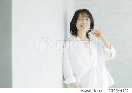 中年婦女，肖像，美女形象 130649992