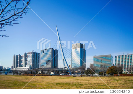 台場獨特的橋樑結構 130654240