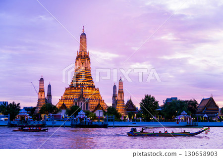 黎明寺夜景 130658903