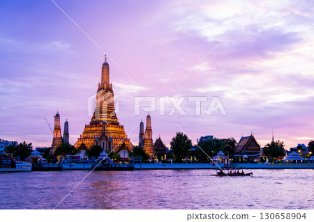 黎明寺夜景 130658904