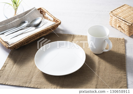 空盤早餐圖片 130658911