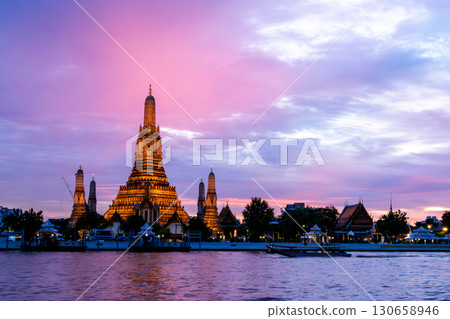 黎明寺夜景 130658946