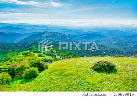 View from Kisuge-daira Gardens on Kirifuri Plateau, Nikko City, Tochigi Prefecture 130659019