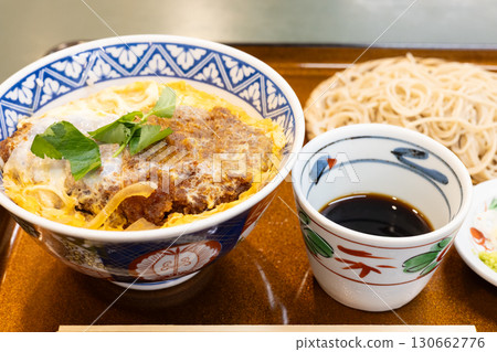 A delicious soba restaurant's pork cutlet bowl and soba set 130662776