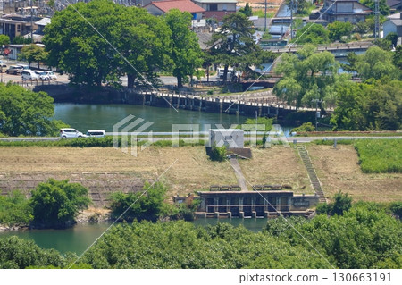 Takahashi River in early summer: Sakatsu Water Intake Gate / Aerial view of Sakatsu Park (Kurashiki City, Okayama Prefecture) Takahashi River in early summer: Sakatsu Water Intake Gate / Aerial view of Sakatsu Park (Kurashiki City, Okayama Prefecture) 130663191