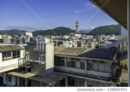 JR Miyoshi Station, station building and streetscape, Miyoshi City, Hiroshima Prefecture JR Miyoshi Station, station building and streetscape, Miyoshi City, Hiroshima Prefecture 130665933