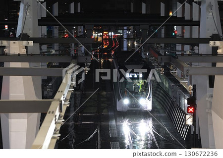 【廣島電鐵】夜間5200系~Green mover APEX~1號線(本線:廣島站下車) 【廣島電鐵】夜間5200系~Green mover APEX~1號線(本線:廣島站下車) 130672236